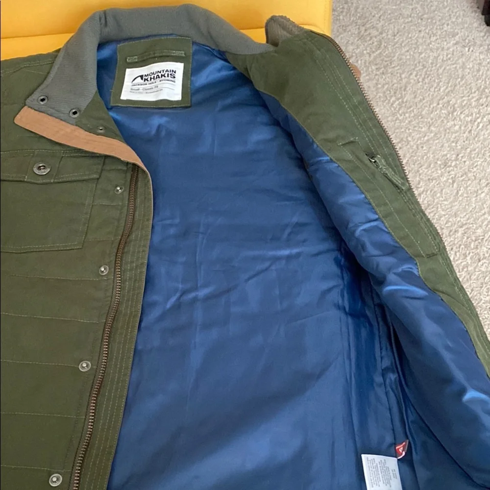 Mountain khakis Jackson hole Wyoming Green Swagger Vest - Picture 6 of 13